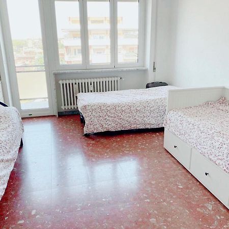 Female Dormitory For Only Female Bed & Breakfast Rome Bagian luar foto