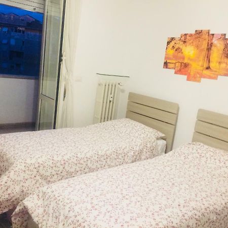 Female Dormitory For Only Female Bed & Breakfast Rome Bagian luar foto