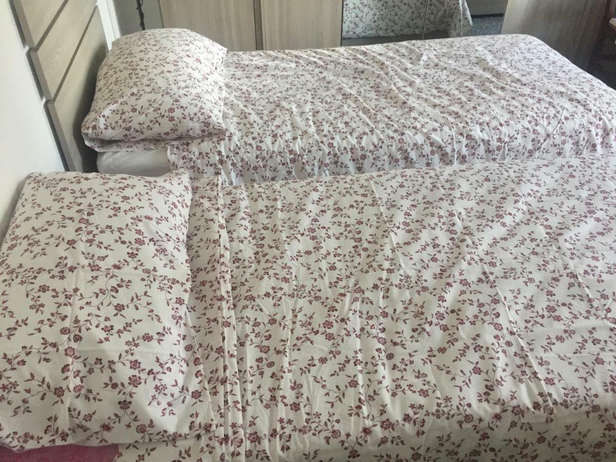 Female Dormitory For Only Female Bed & Breakfast Rome Bagian luar foto